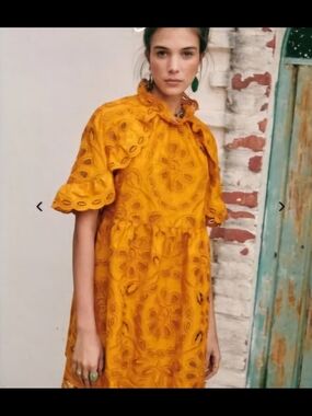 Robe Nicole (Safran)